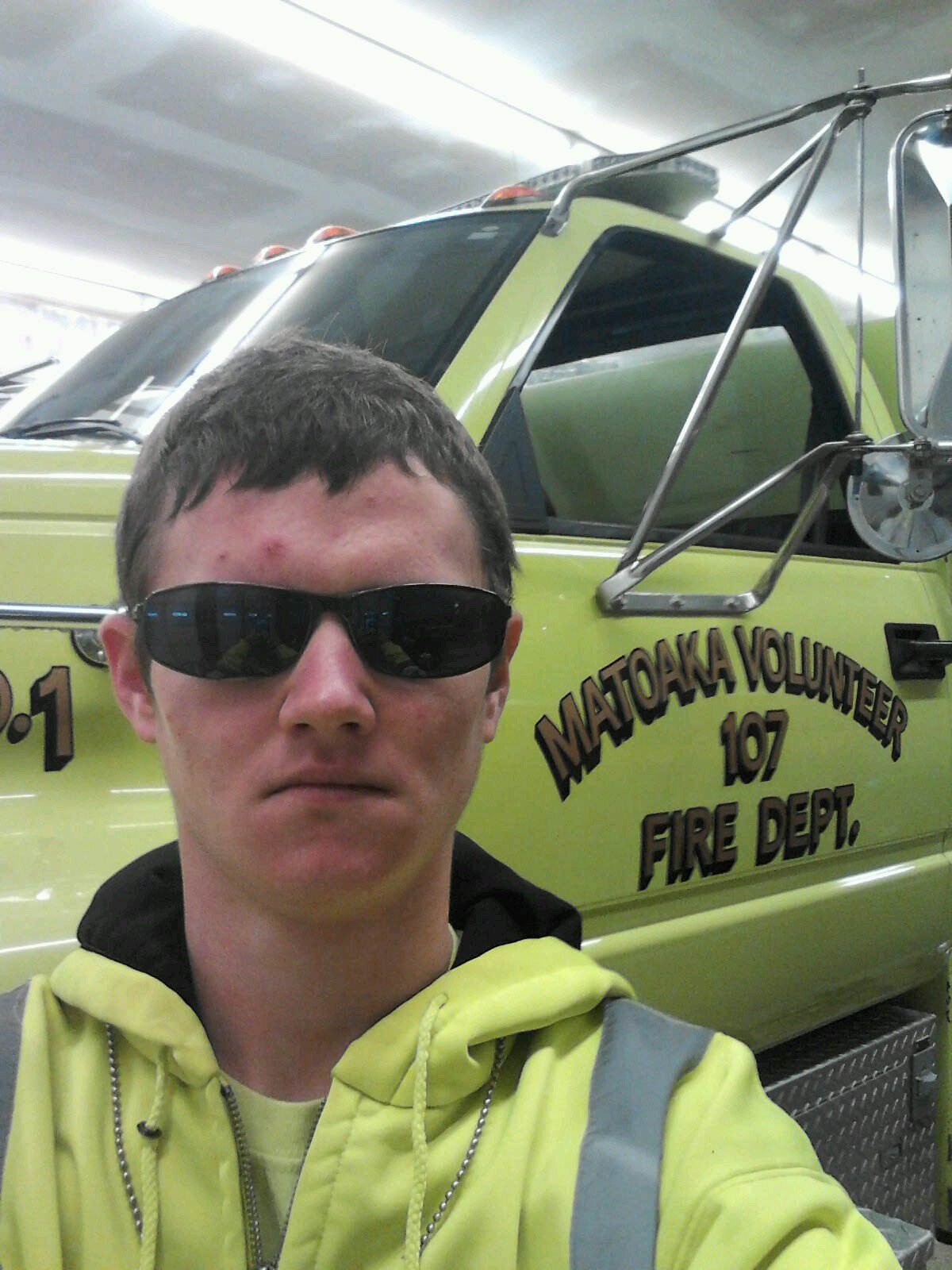 I'm a 20 year old Volunteer firefighter and love what i do,i enjoy helping people.
