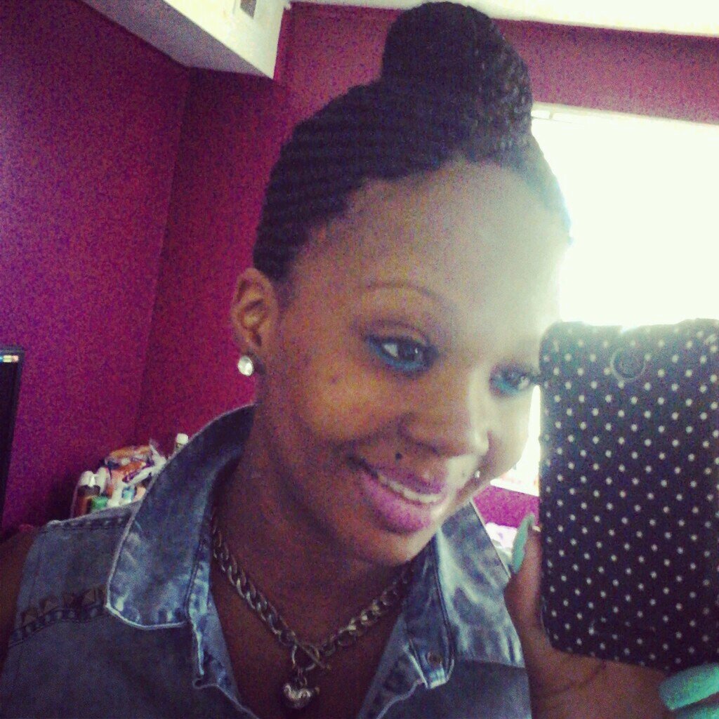 Hello There It's Diamond,,Im Independent Don't Have Time For NO Bullshit.Im A Mother Too 2 Beautiful Kids I Love My Life && My Kids