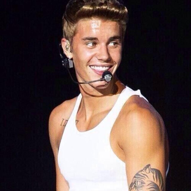 On That Belieber Lifee. 7/28/13 is the day i got to see my idol, Justin. The love of my lifee ! My life revoles Justin !