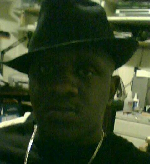I'm 45 years old I'm 59 and 189 pounds 
 I work as a part time massage specialist and a mantiance worker