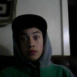 holaaa soy belieber boy y me gusta las canciones de justin bieber y quee  O_o ...!!!