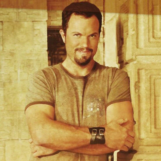 Makin' my own way in the verse by any means necessary. Not as deceivin' as a low down, dirty... deceiver. // {RP 21+} // #AU #Firefly #BPRP