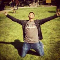 DatRelatableGuy's profile picture. In our differences, you see that we're kinda the same