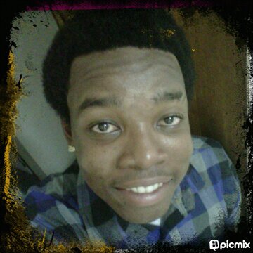 Love to have fun an making new frens... What's app 18696641423