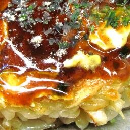 お好み焼きで謎かけをつぶやくbotだよ。分かったら非公式RTで答えてね♪　答えは5分後のツイートで分かります。