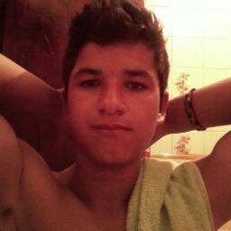 Pessoas perfeitas não mentem, não brigam, não erram e, principalmente, não existem. *-*