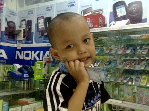 My Lovely SON. Buruh kantor. Politikus Jalanan. Mencoba tetap bersih dilingkaran yang kotor. Pembaca setia