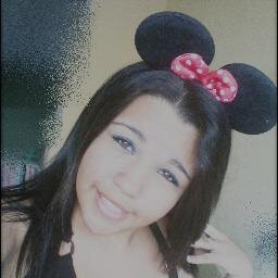 Lembrar você me faz acreditar que eu vou te esquecer. E qualquer outro dia se você me ver, não venha me chamar.. ♪