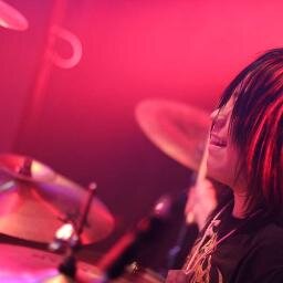 Drummer/Manipulator/Composer/ @exxtier /(Support) @glooooomysunday @BLOOMIRROR  / サポート依頼等DMまで https://t.co/3hQhXufzf6