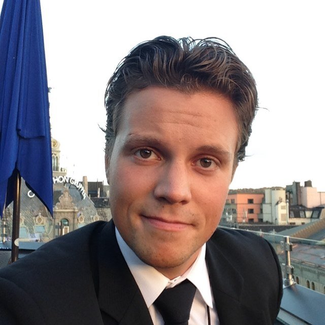 stNavestad's profile picture. Uteksaminert hotelstudent fra Markedshøyskolen, Security Officer på Grand Hotel Oslo og mixologi entusiast. Tvittrer om det som faller meg inn, og det er det.