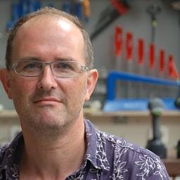 Technieklab = voorloper van
@OmlabNL, biobased makerslab. Dit is een profi werkplaats voor kunstenaars, ontwerpers, onderwijs & bedrijfsleven. #natuuriskoning