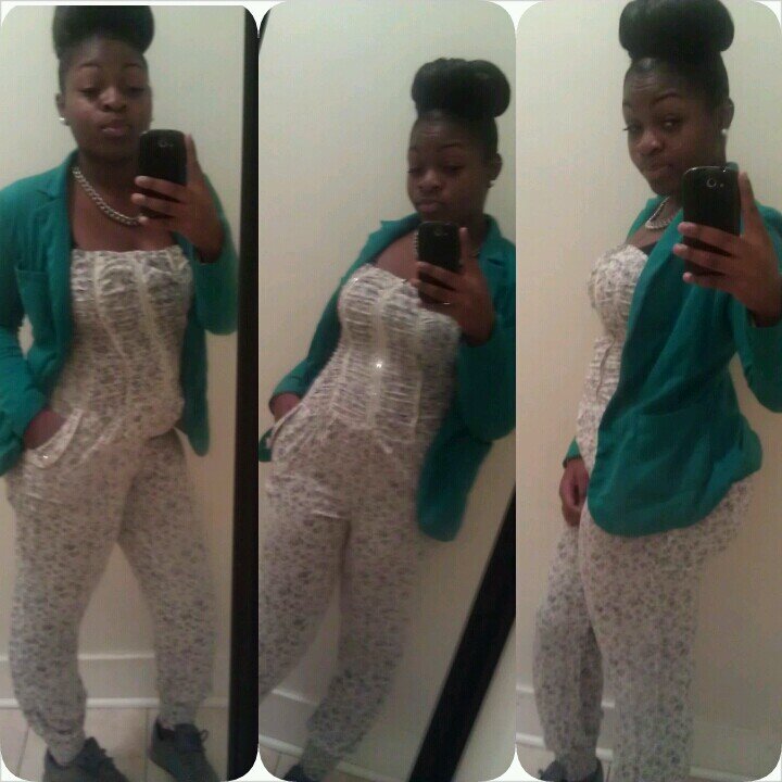 Trusst none , Fuccks w. some ! Living thaa lifee of a Real Bitchh , Sitting pretty w. King Clarence♥♥♥♥♥♥♥ :*