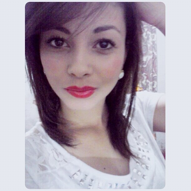 Apenas uma garota q sonha e realiza !!! / delicada / estressada / mimada ee feliz é oqe importa...