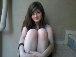 14 yaşındayım belieber smiler swiftie mahomie ve daha fazlasıyım çılgınım yeşil gözlüyüm takip et geri dönüp yapılır :)