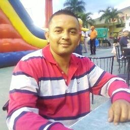 Soy una persona totalmente entregado al trabajo social y desde que llego la revolucion me converti en un soldado mas de esta revolucion