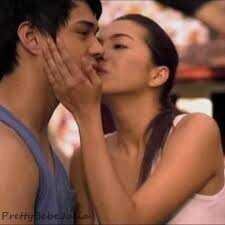 whEn dA bEst things r wrOng..God will always bE therE to makE U strOng....;)
@montesjulia & @itsenriquegil