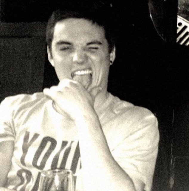 Smile, Laugh & Dream. 
BRODERS