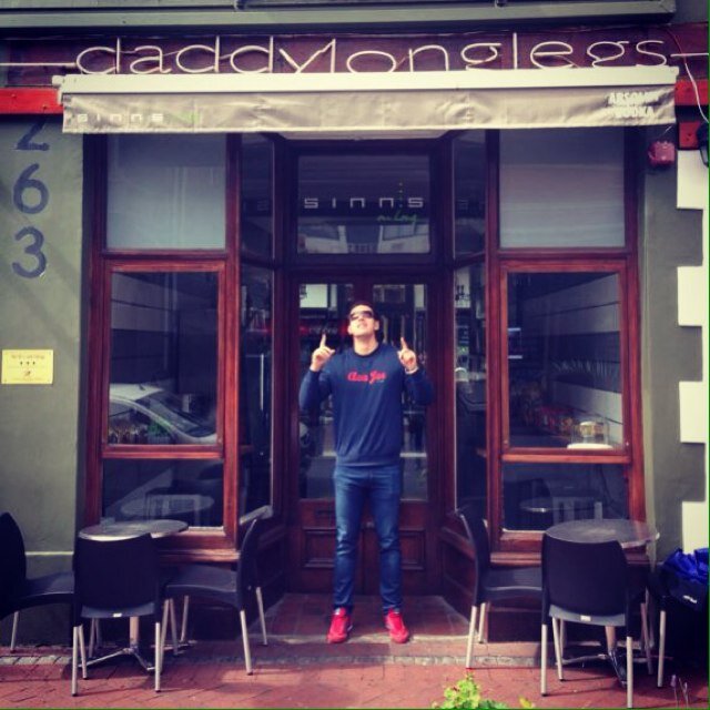 DJ_Lecluse's profile picture. Marketing Honours graduate. Ever since I can remember I've been popping my collar.