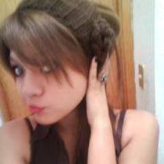 kiss you amo cantar y divertime con mis amiga aciendo coro con ellas