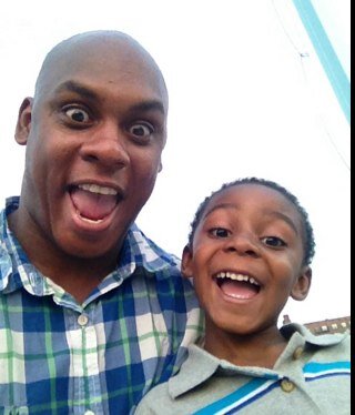 HendersonLane's profile picture. lion tamer @tinycupbk! foodie, gardener-on-the-run, over protective and loving father!!!