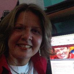 Mujer, por encima de todo Cristiana enamorada, total, plena y absolutamente. Chavista con Mi Comandante Obrero, palante Nicolas!..