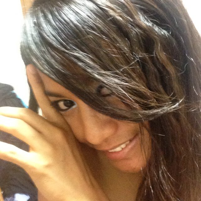 zoephiamusic's profile picture. 