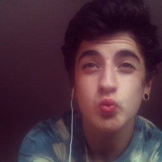 follow for a follow back
Instagram: dan_johnson96
Snapchat: danieljohnsonnx