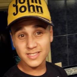 Vida longa aos meus inimigos para que possam ver de pé minha vitoria ! ;)