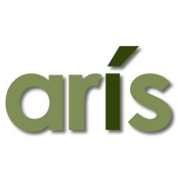 ARÍS is a collective of artists and performers who share a commitment to fostering the traditions and expressions of the Celtic and English cultures.