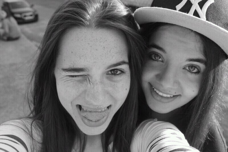15 sonrisas. Skaters como debilidad. MILEY.