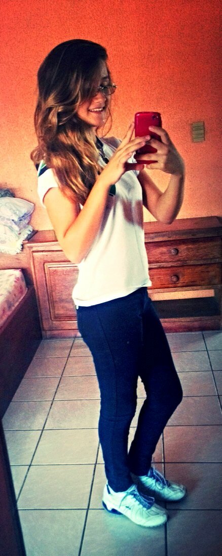 segue no insta-- sarahwolfpi   kk