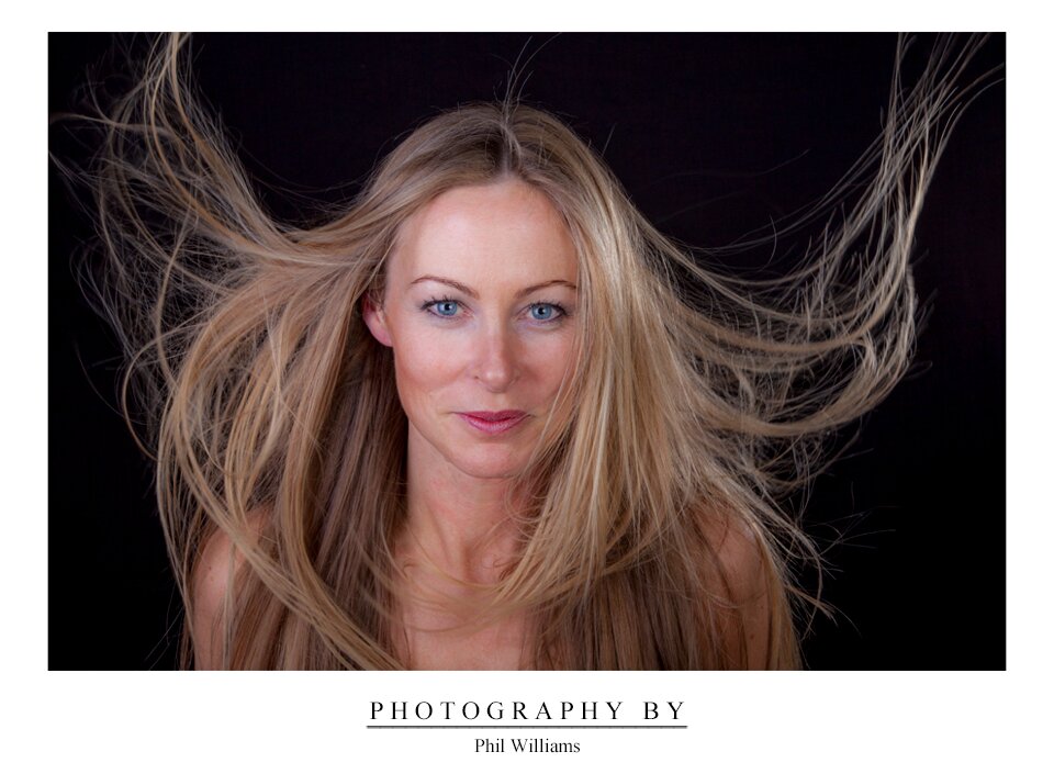 Fashion & Celebrity Manicurist. London based Nail Stylist, & expert for Advertising & Beauty Shoots. joannanewbold@gmail.com #JoannaNewbold