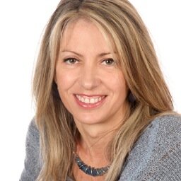 Directora de Recursos Humanos. Gerente de https://t.co/3dMDt7opiB. Interesada en #RRHH, #Comunicación y #Vinelover