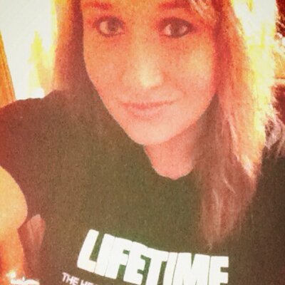 Profile Picture of Krystle Sno Roberts (@KrystleSno) on Twitter