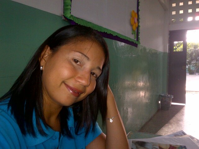 Jesucristo vive y quiere salvart* buscale ahora q hay tiempo xq ma#ana tard sera.