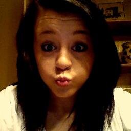 toriveee's profile picture. No