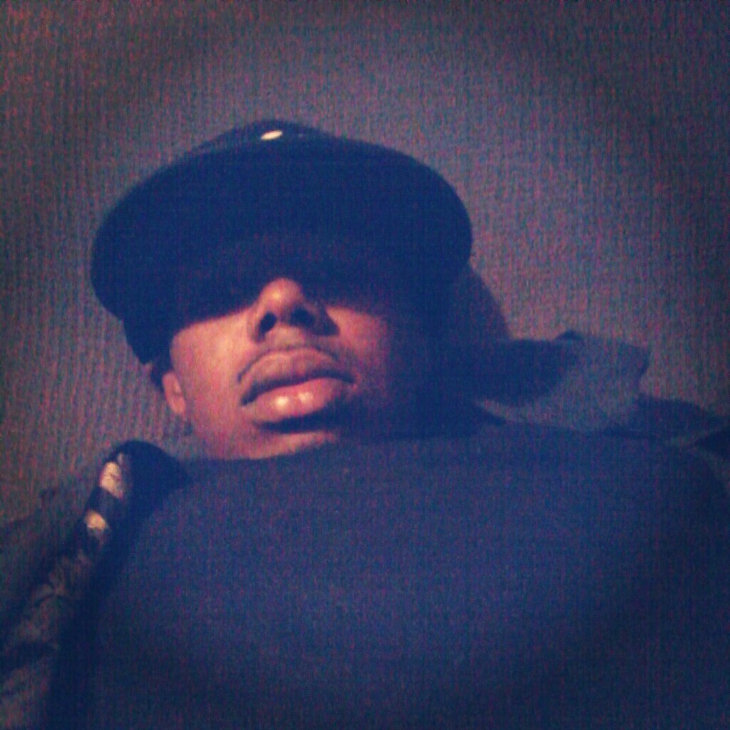 I am a killer nigga. No punchline 100 that love to say thoat. $keepit100000000