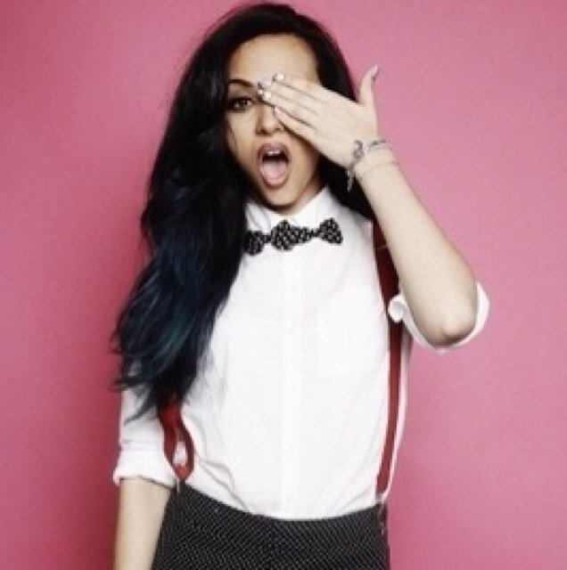 {0/5} i just want them to sit on my face |~| Cher. Ed. 1D. Janoskians. Dan&Phil. Little Mix. I follow you if you follow my personal. Sexual Jokes.