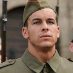 100 % ADMIRADORA DE MARIO CASAS