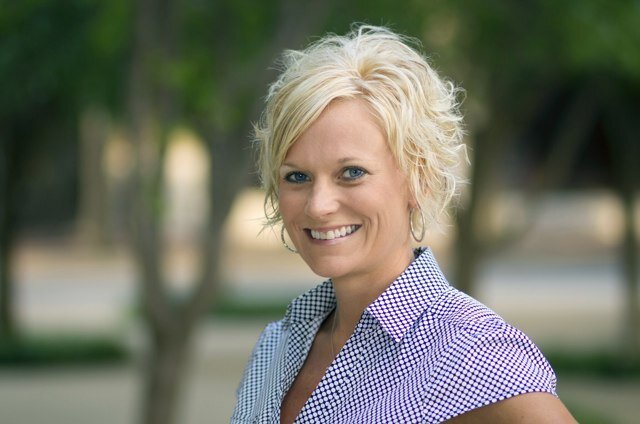 Wife and mother of two awesome kids! Born and raised in Ft. Gibson(Michelle Leach). Moved to BA Sept of 2012. I love big city livingl!!!
