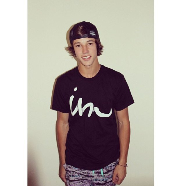 @camerondallas fan acc!