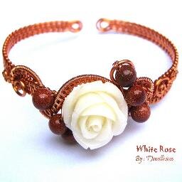 visit my handmade at :
Facebook : http://t.co/gTfjbi9H  (Tanty Sri Hartanti)
Fan page FB : http://t.co/oZwVugA4
Email : tnt_jewel@yahoo.com