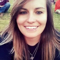 30 yr old laid back, piano playing, music loving, movie quoting, tattooed & pierced WT alumni turned high school math teacher who loves her dogs