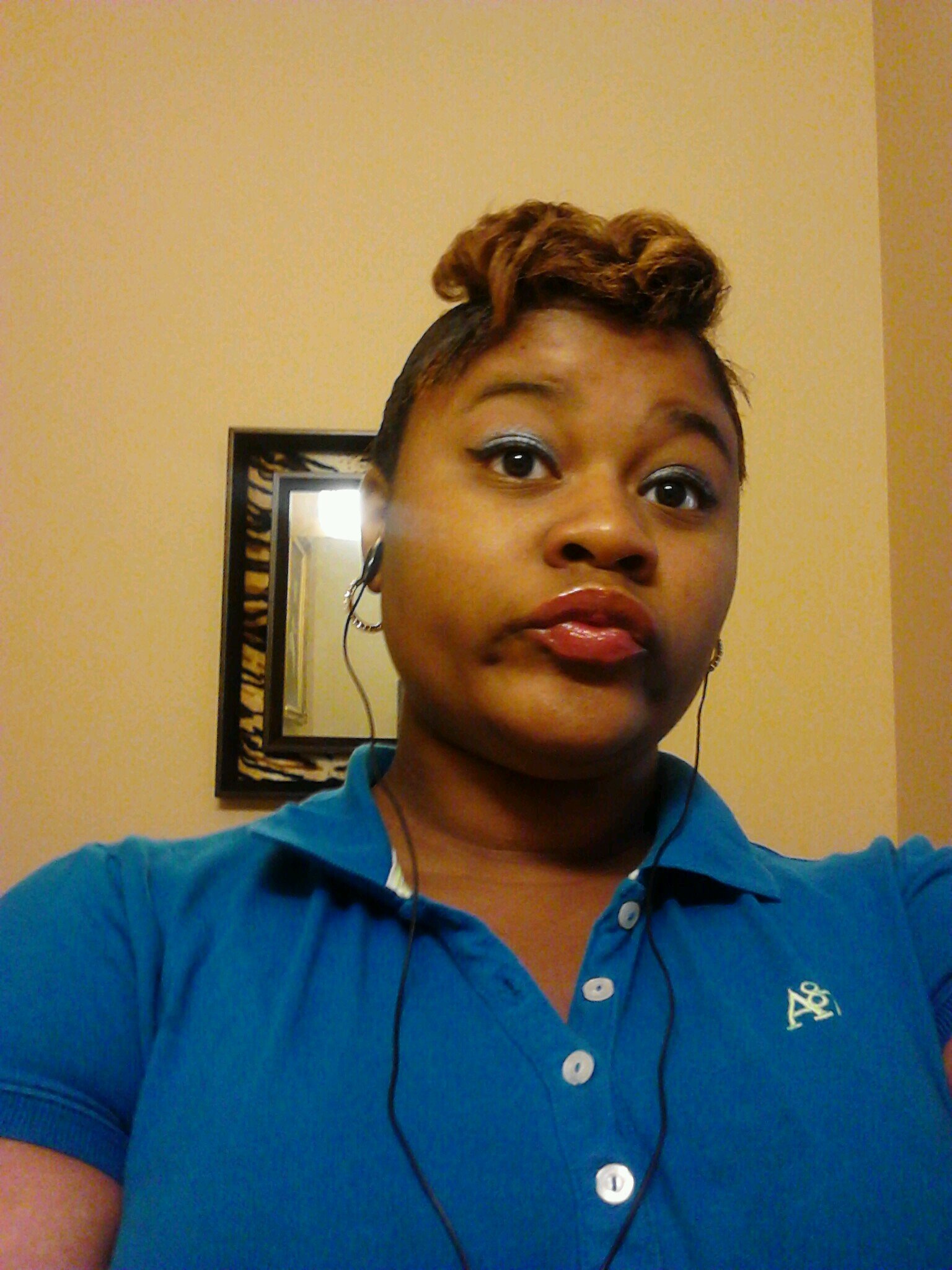 mizhow2luv's profile picture. J Michelle 20/f/Singer/Dancer/Hairstylist/Retail Sales Associate