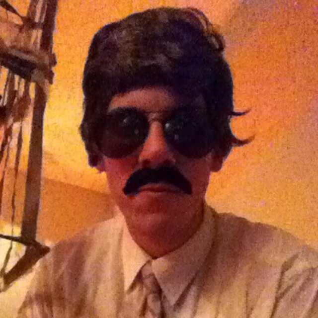 thejoshuatree21's profile picture. 25, working class hero, coffee lover