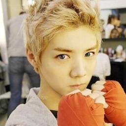 MMMM YO VIVO EN EXOPLANET CREO JAJAJAJ