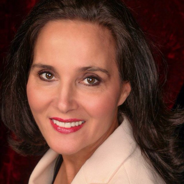 AnnSimmons16's profile picture. A business development specialist focusing on brand and product development in the accessories and leather goods industries.