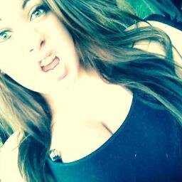 ItsHaelighBytch's profile picture. You can tell em' that I've been from hell & back #KidInk
#fuckyourfeelings
#stoner
#freshmen 
#imightfollowback
#teamnonewfriends #teambisexual