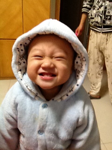 YongJianZhu's profile picture. 看世界