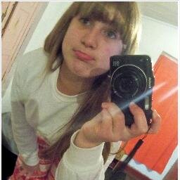 Ola k ase? Bueno me llamo Paola Gonzalez Y Soy Uruguaya! Amo a Julian Serrano Y A Walquiria DAmato :D asdfghjkl Besoos Seguimeee!